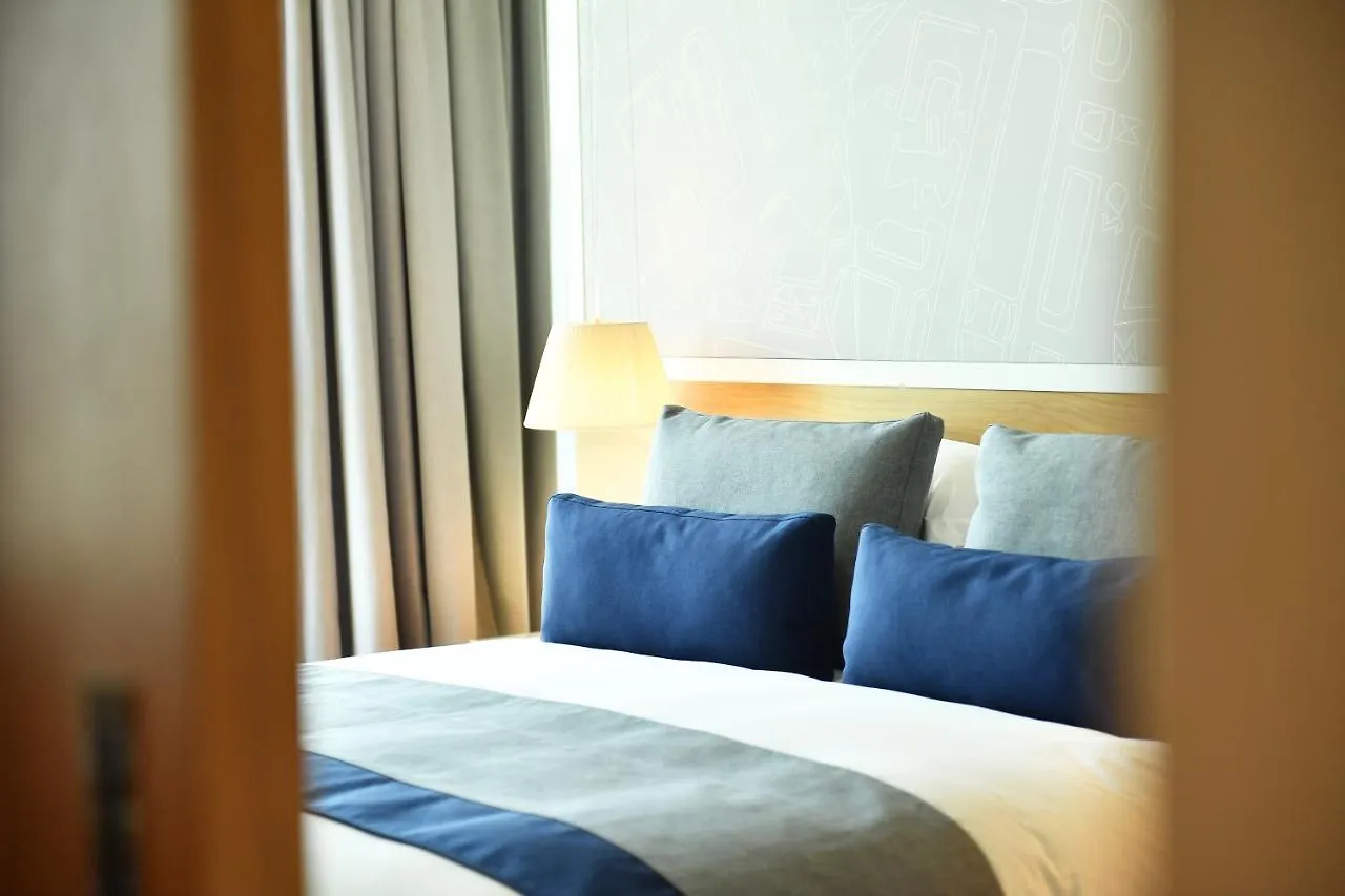 Hotel The Key Beirut 5*,  Libano